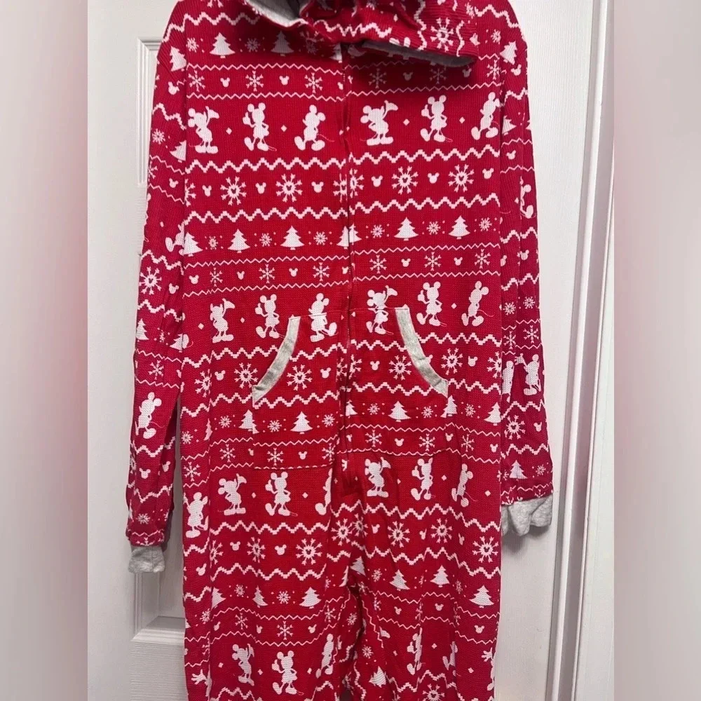 Disney Christmas Holiday Red Mickey Mouse Bodysuit 1 Piece Pjs Pajamas XL unisex - Picture 3 of 7